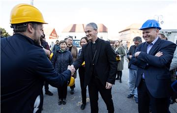 Bačić i Obuljen Koržinek obišli radove na Kaptolu