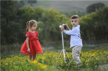 Infekcije grla i uha kod djece možda povezane s autizmom...