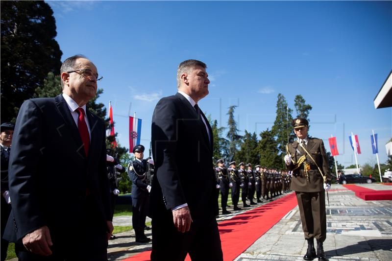 Milanović s albanskim predsjednikom Bajramom Begajem 