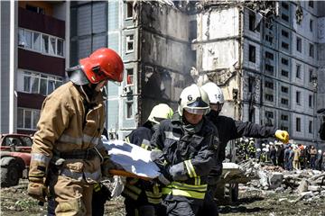 Ukrajina najavila snažnu ofenzivu; 25 mrtvih u ruskim zračnim napadima