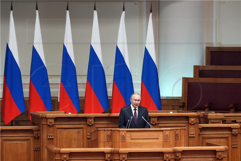 RUSSIA GOVERNMENT PUTIN COUNCIL OF LEGISLATORS