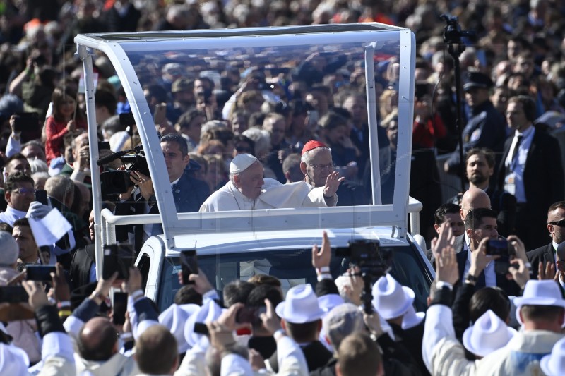 HUNGARY POPE FRANCIS