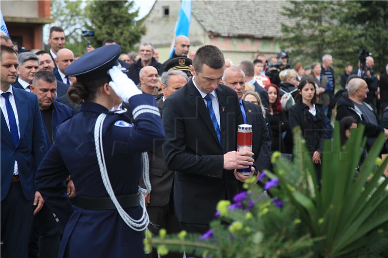 U Borovu obilježena 32. obljetnica ubojstva 12 vinkovačkih specijalaca