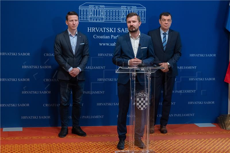 Konferencija za medije Fokusa i Reformista