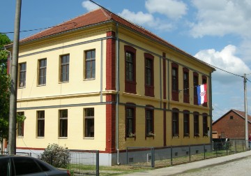 Topolovac regional school confirmation of friendship between Croatia and Hungary