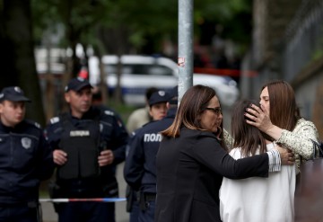 BiH holding day of mourning for Serbia school shooting victims