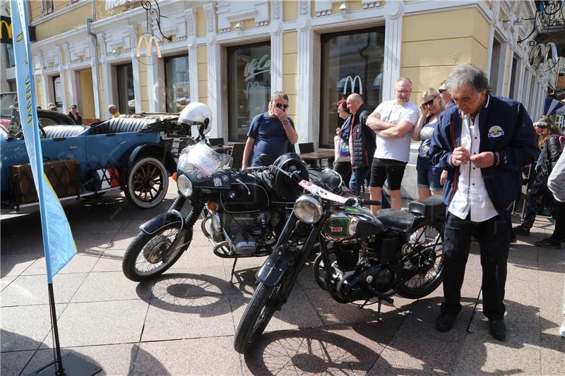 Rijeka: 27. međunarodni susret Oldtimer auto rally