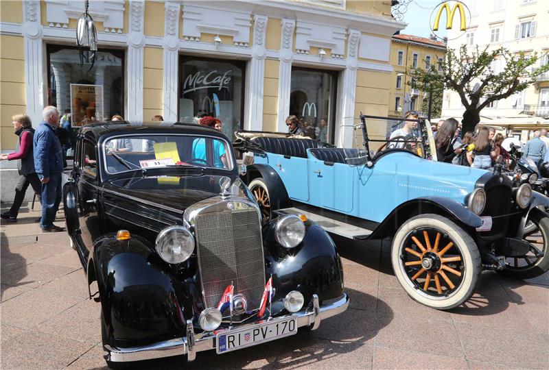 Rijeka: 27. međunarodni susret Oldtimer auto rally