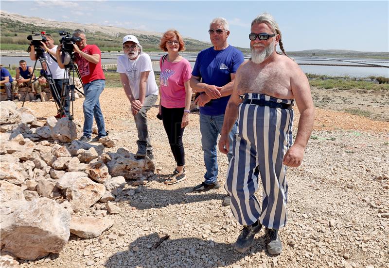 Pag: Dodjela UNESCO povelja nositeljima kulturnog dobra umijeća suhozidne gradnje