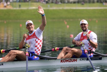 Veslanje: Braća Sinković zlatni, sestre Jurković treće, braća Lončarić četvrti 