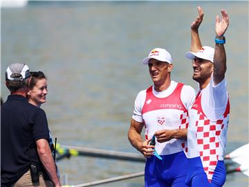 Martin i Valent Sinković osvojili zlatnu medalju na regati veslačkog Svjetskog kupa