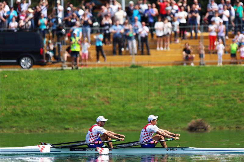 Martin i Valent Sinković osvojili zlatnu medalju na regati veslačkog Svjetskog kupa