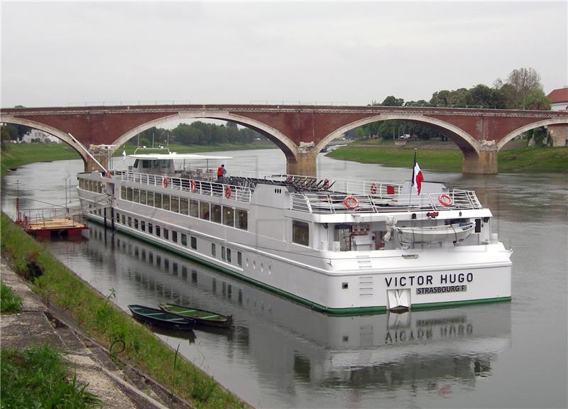 Victor Hugo river cruise ship docks in Sisak