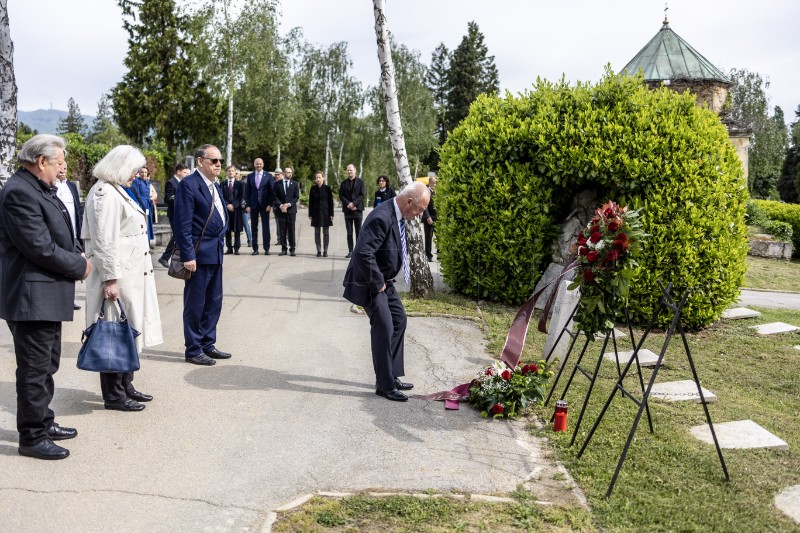 Polaganje vijenaca povodom Dana Europe i pobjede nad fašizmom