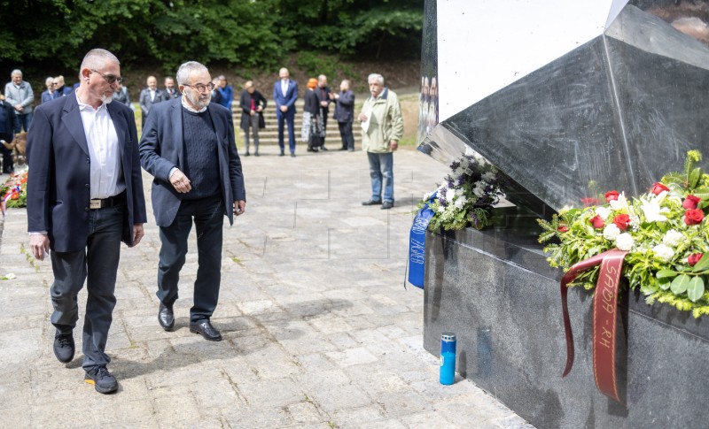 Otkrivena spomen-ploča na Dotrščini u povodu Dana Europe i pobjede nad fašizmom