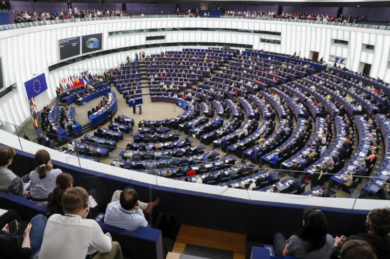 EP adopts report on Serbia, warns country regressing on its EU journey