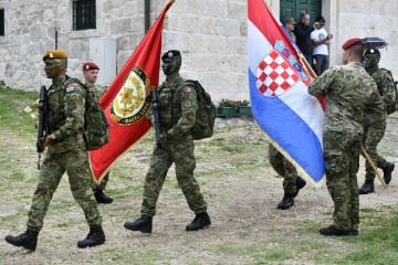 MORH: Polaznicima obuke Središta za razvoj vođa uručene diplome