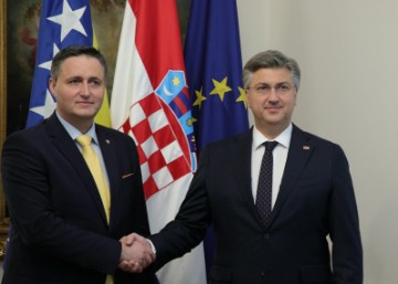 Plenković s Bećirovićem: Hrvatskoj u interesu stabilna i funkcionalna BiH