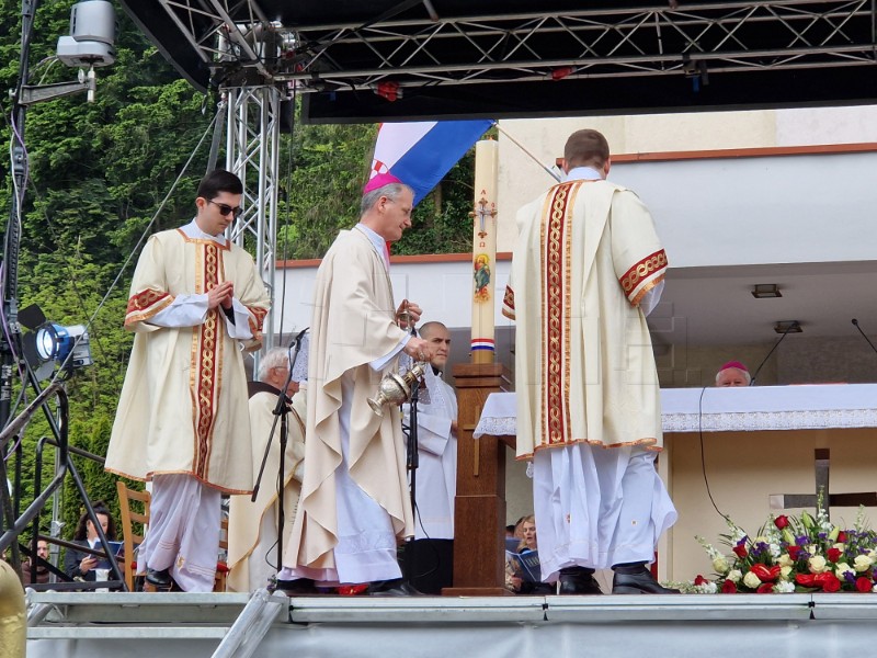 Euharistijsko slavlje u Macelju za žrtve Bleiburške tragedije i Križnog puta