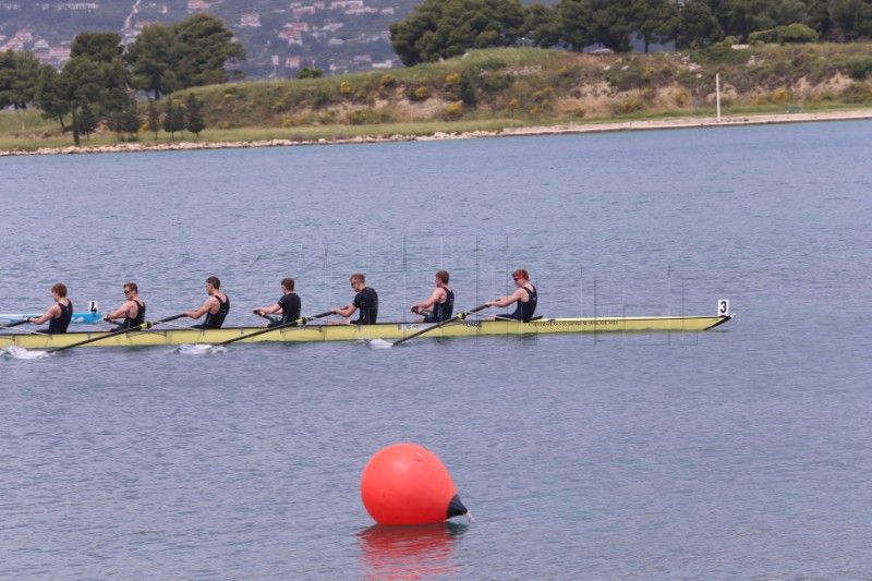 Oxford pobijedio u utrci veslačkih legendi u Splitu