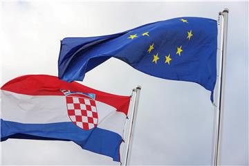 EC improves outlook for Croatia's economy, inflation set to slow down