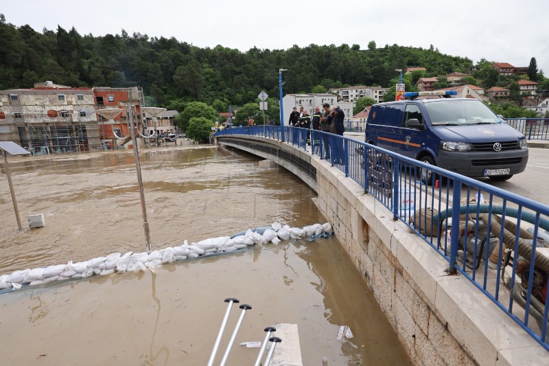 Zrmanja na nikad zabilježena 302 centimetra, za 39 cm nadvisila stari rekord