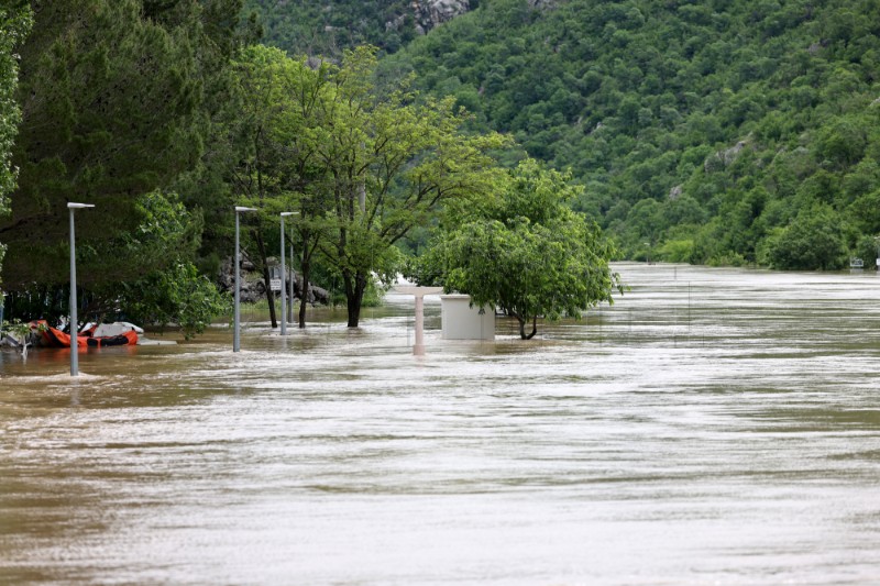 Obrovac: Zrmanja na nikad zabilježena 302 centimetra, za 39 cm nadvisila stari rekord