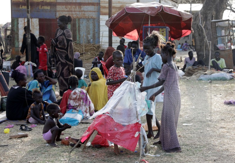 SOUTH SUDAN PHOTO SET REFUGEES SUDAN CONFLICT