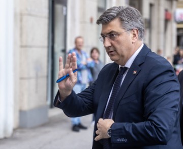 Plenković: Pomoći ćemo u saniranju šteta od poplava