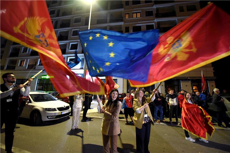 Campaigning for early parliamentary polls gets underway in Montenegro