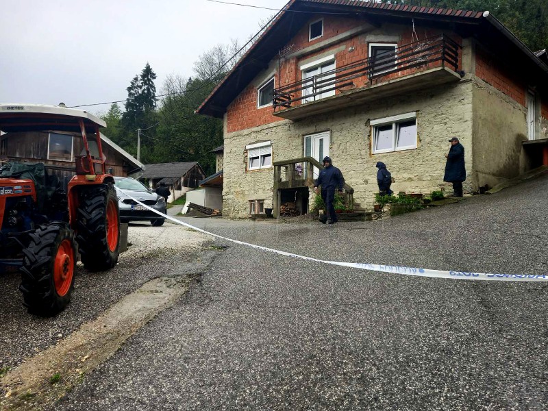 Zbog klizišta, evakuirani ljudi iz nekoliko kućanstava u Donjem Jesenju