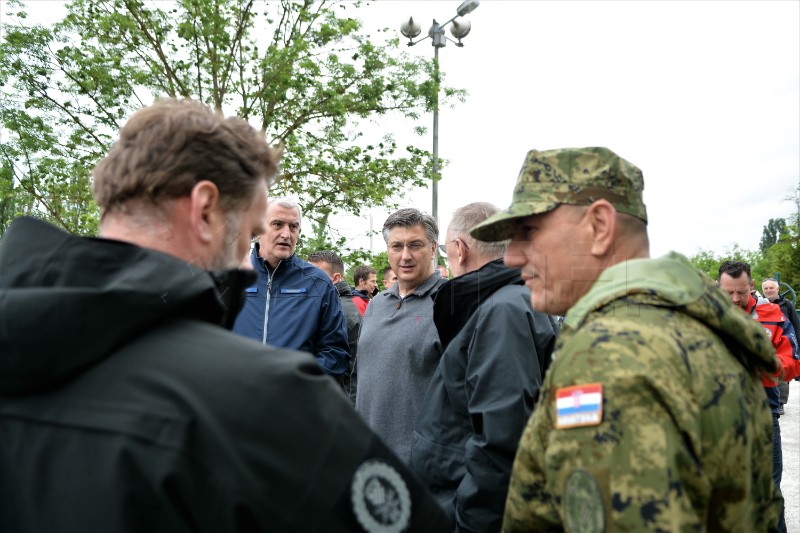 Plenković: Situacija u Karlovcu pod kontrolom, prati se situacija u drugim županijama