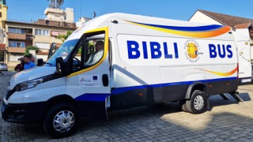 Bjelovar dobio novi bibliobus kupljen uz pomoć EU fondova