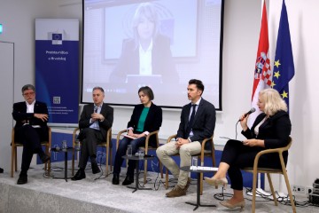 Konferencija "Europska unija: Godina prije izbora za Europski parlament"