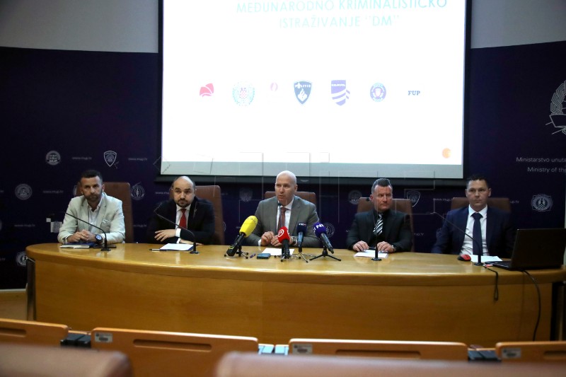 Konferencija za medije Ravnateljstva policije povodom uhićenja 37 osoba