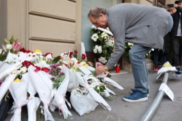 Tisuće ljudi na prosvjedima u Sarajevu, ogorčeni zbog ubojstva mlade liječnice