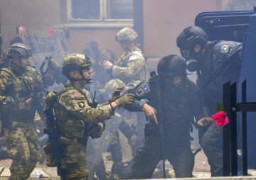 KOSOVO SERBIA TENSIONS