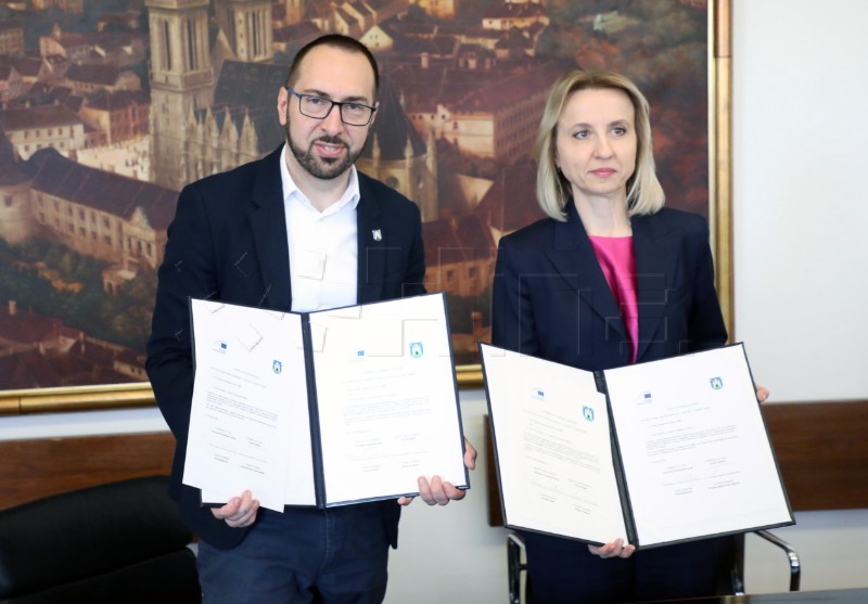 Zagreb, EIB ink statement on grants for energy efficiency projects