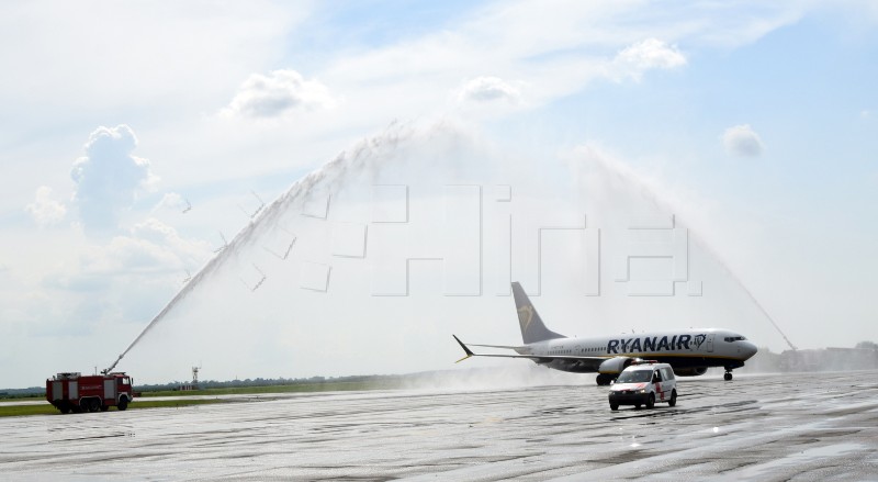 Ryanair operates first London-Osijek flight