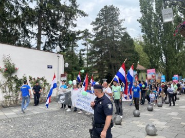 U Varaždinu istovremeno Hod za život i kontraprosvjed Subota za slobodu