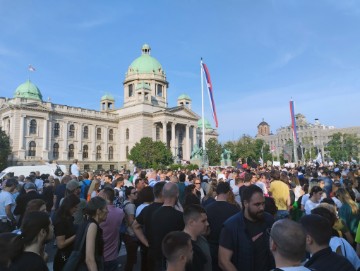 Beograd: Peti građanski prosvjed mjesec dana nakog tragedije u školi