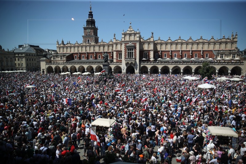 POLAND OPPOSITION PARTIES PROTEST