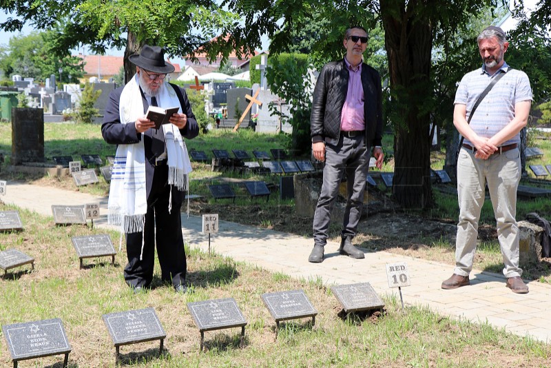 Commemoration held in Đakovo Jewish cemetery for Holocaust victims