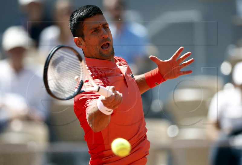 Roland Garros: Đoković jednostavno do četvrtfinala