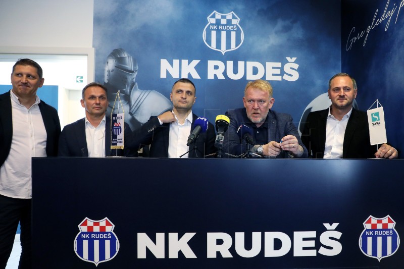 Robert Prosinečki službeno predstavljen kao trener NK Rudeša