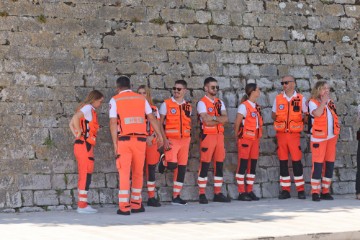 Zadar: Primopredaja brze brodice pomorske medicinske službe