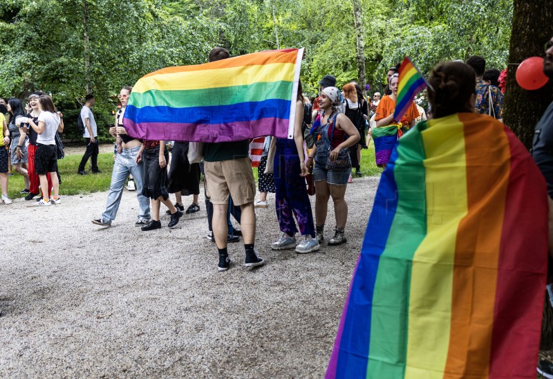 Povorka ponosa "Zajedno za trans prava!"