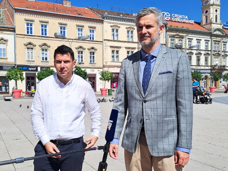 Konferencija za medije Nikole Grmoje i Nine Raspudića