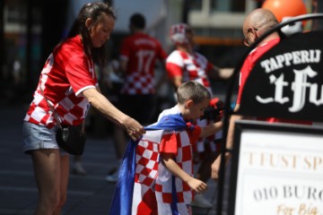 Navijači u Rotterdamu uoči utakmice Nizozemska - Hrvatska