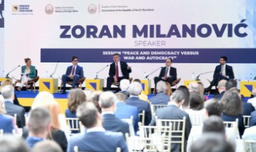 Struga: Milanović na međunarodnoj konferenciji "Prespa forum za dijalog"